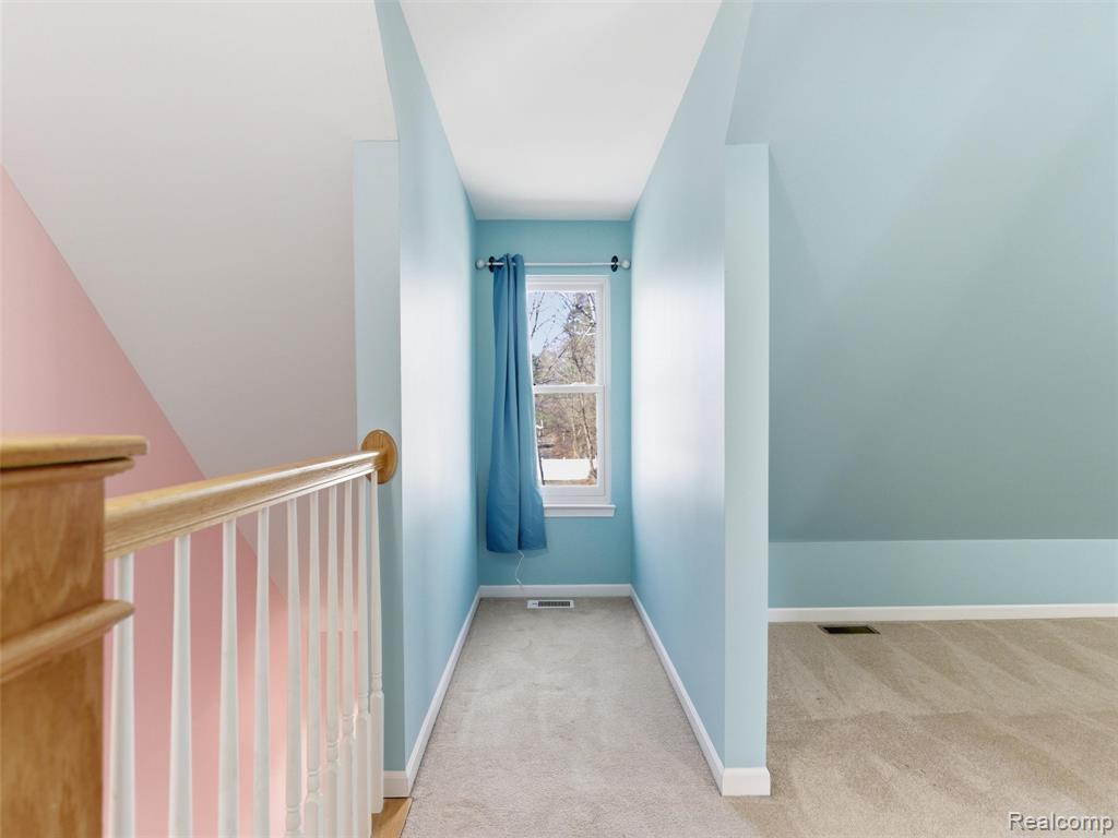 7640 Clintonville Road, Clarkston, MI 48348 — Photo 18