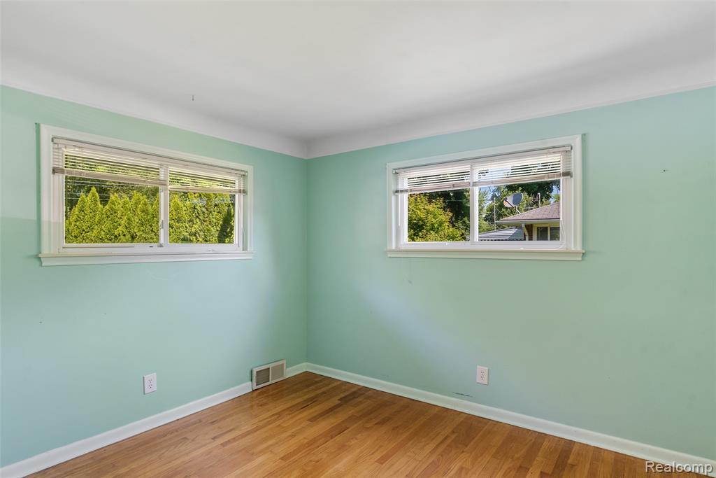 13993 Garfield, Redford, MI 48239 — Photo 19