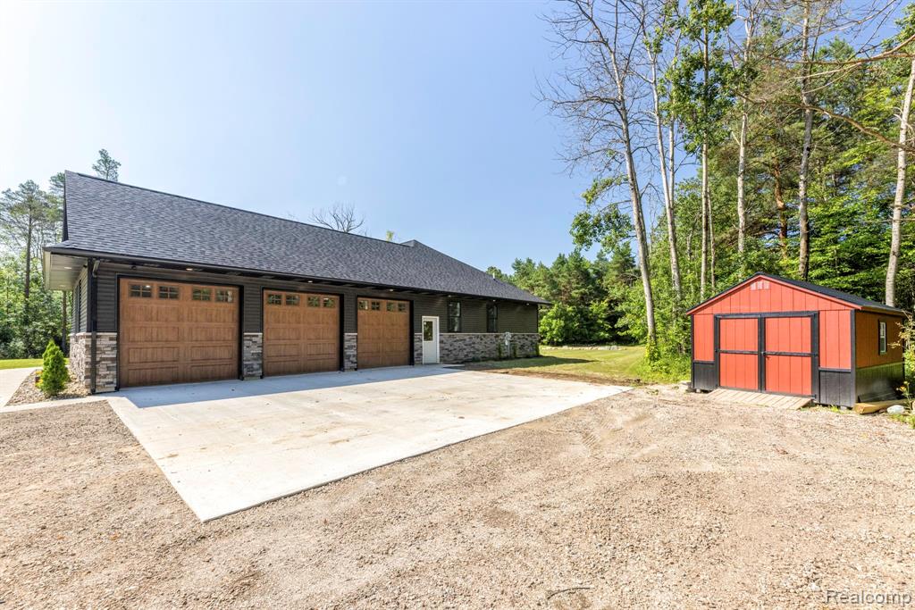 4697 Emmett Road, Emmett, MI 48022 — Photo 41
