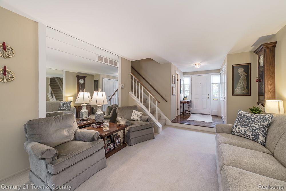 5395 BREEZE HILL, Troy, MI 48098 — Photo 8