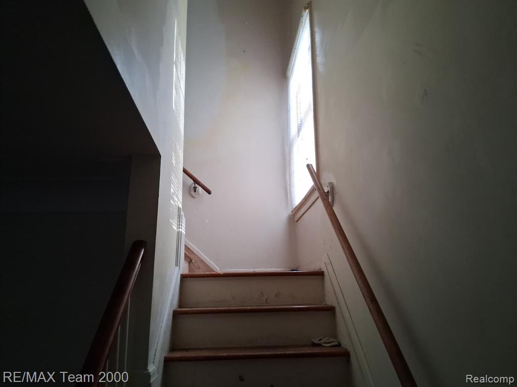 19211 Pierson Street, Detroit, MI 48219 — Photo 19