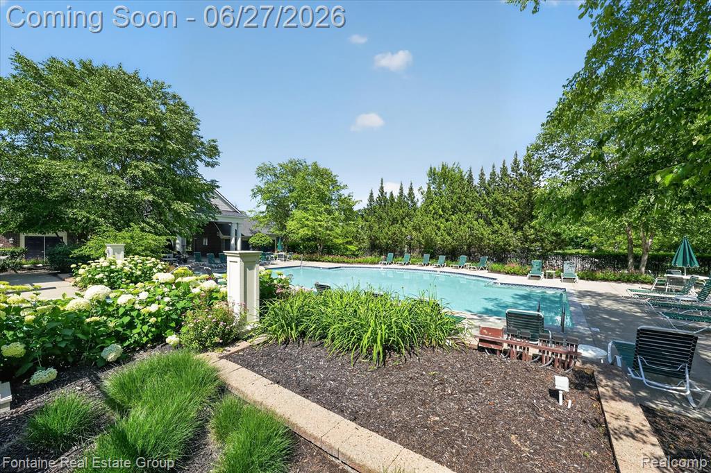 14203 Adri Circle, Walled Lake, MI 48390 — Photo 39