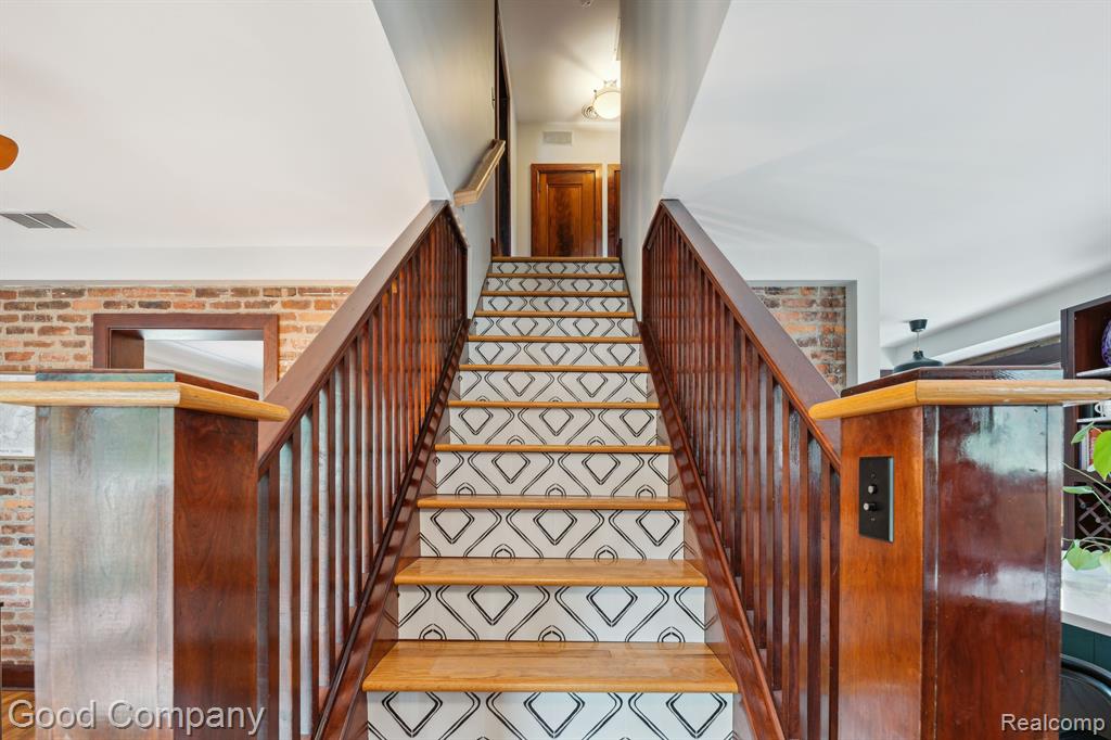 964 W LEWISTON Avenue, Ferndale, MI 48220 — Photo 21