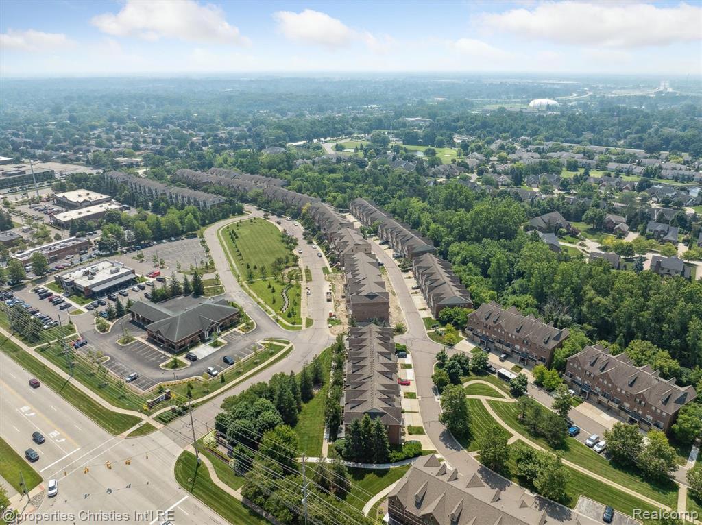 39771 ROCKCREST Circle, Northville, MI — Photo 54