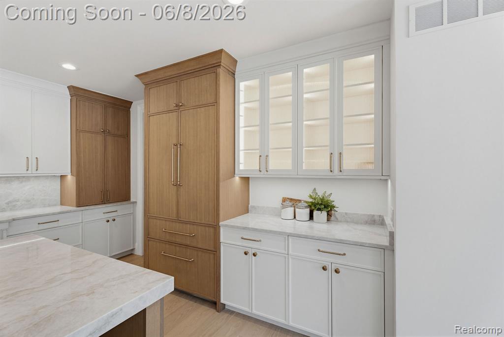 503 GIRARD Avenue, Royal Oak, MI 48073 — Photo 26