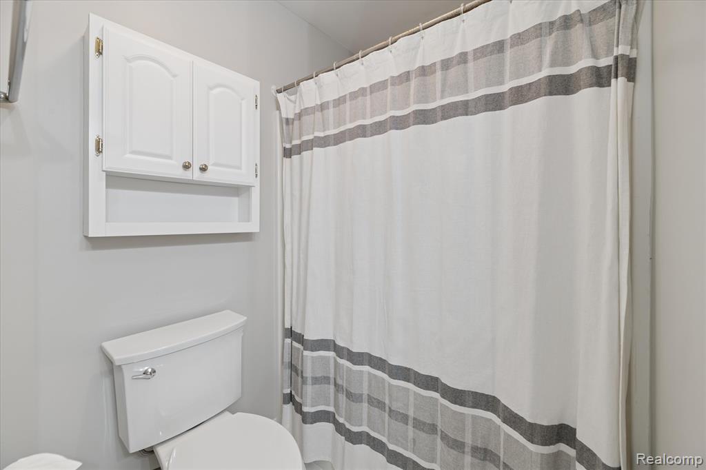 2607 S Moonglow Court, 35, Hartland, MI 48353 — Photo 23