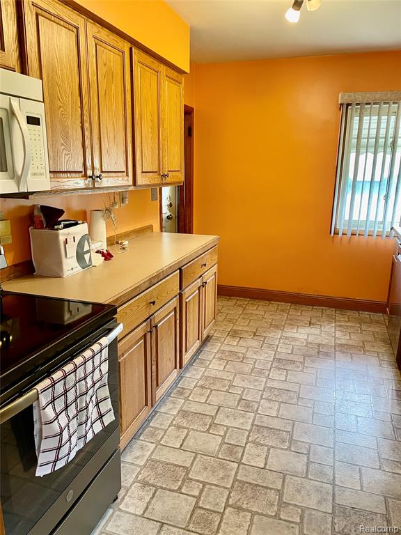 7234 Davison Road, Davison, MI 48423 — Photo 19