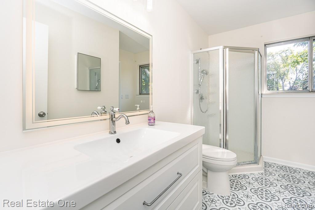 751 Troywood Drive, Troy, MI 48083 — Photo 27