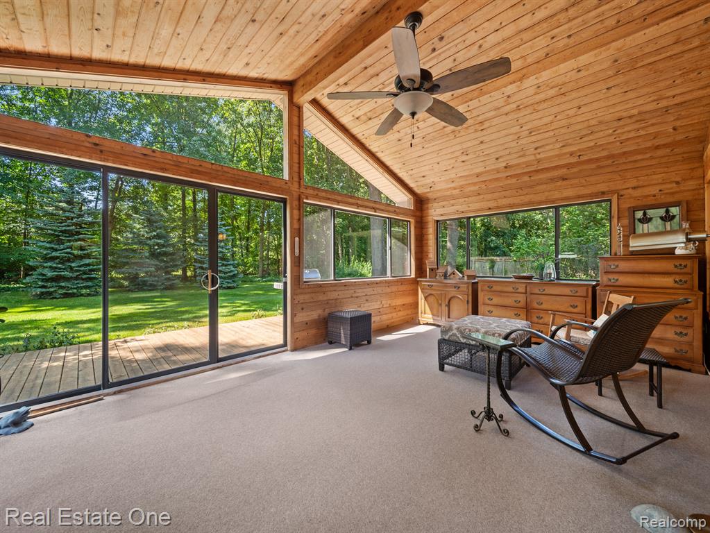 5026 GALLAGHER Boulevard, Whitmore Lake, MI 48189 — Photo 15
