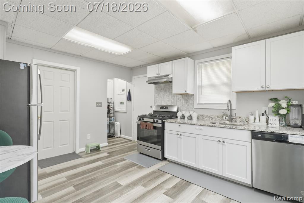 6915 Braun, Center Line, MI 48015 — Photo 9