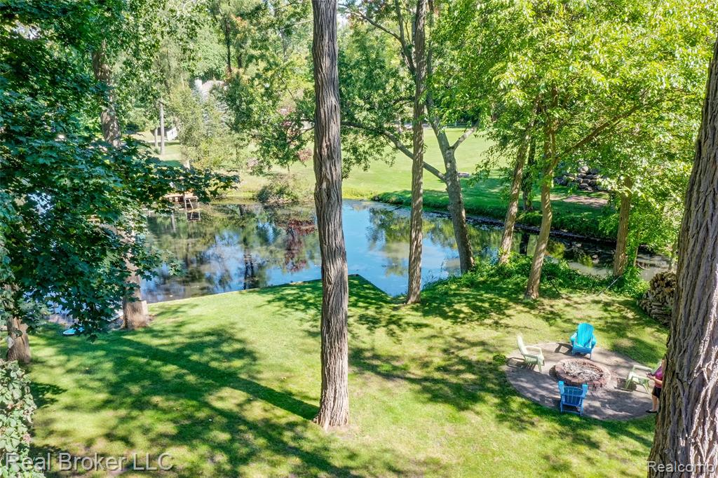 816 Seager Street, Commerce Twp, MI 48390 — Photo 48