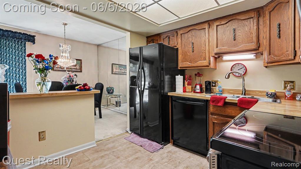 42744 Sheldon Place, 151, Clinton Twp, MI 48038 — Photo 7