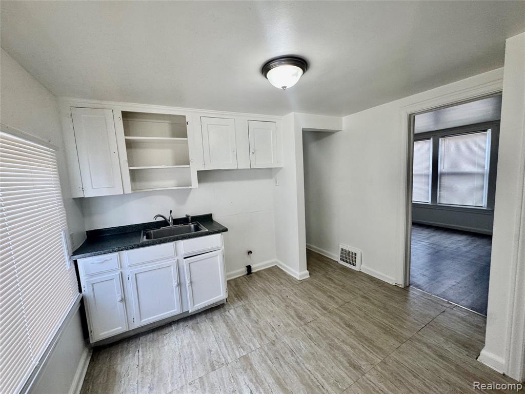 15030 Rossini Drive, Detroit, MI 48205 — Photo 6