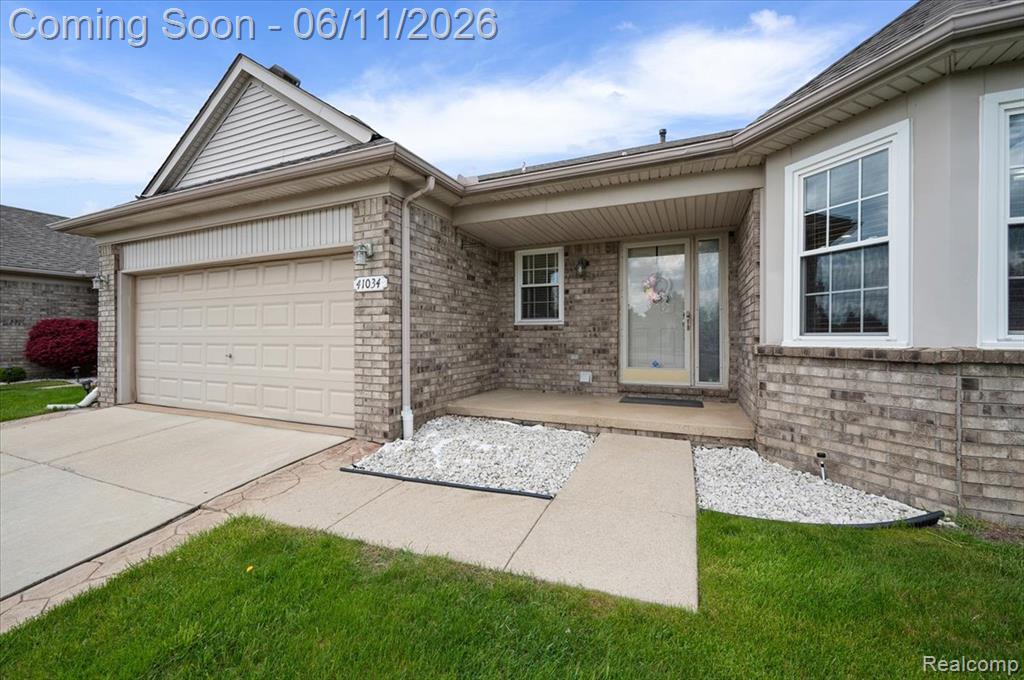 41034 Greenspire Drive, Clinton Twp, MI 48038 — Photo 3