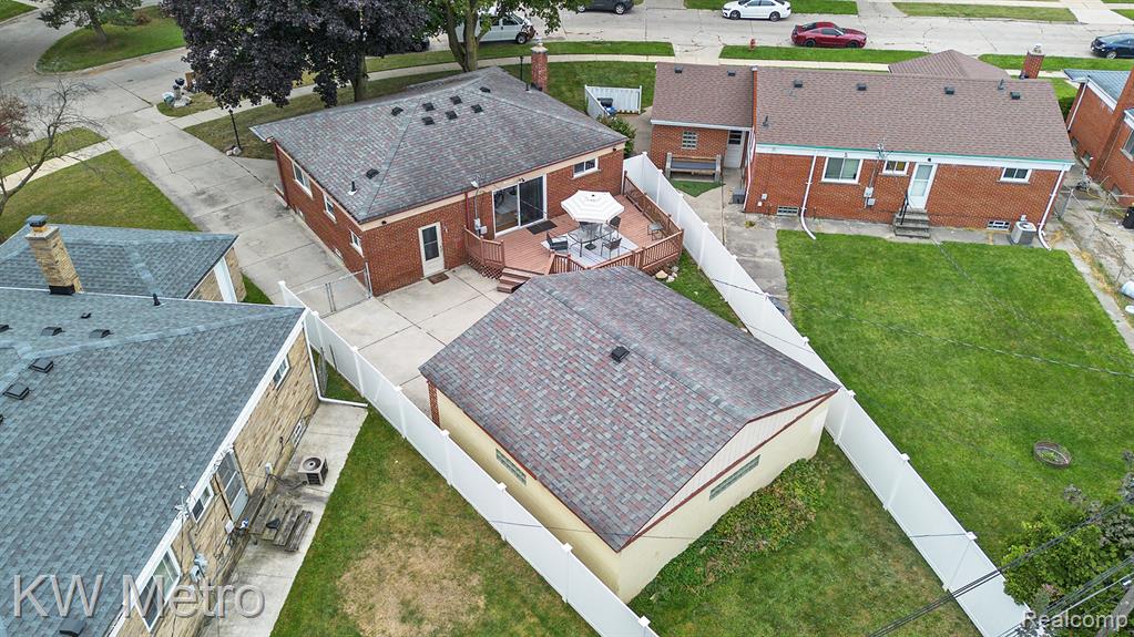 9168 Rockland, Redford, MI 48239 — Photo 4