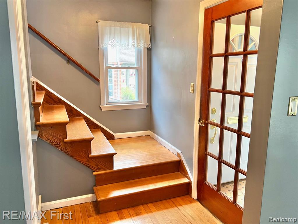 426 W WOODLAND Street, Ferndale, MI 48220 — Photo 6