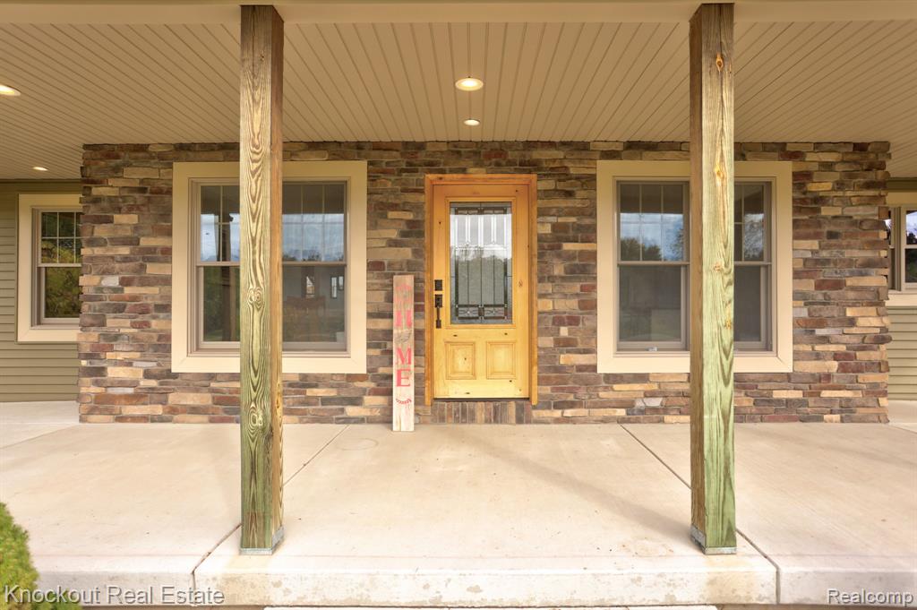 9351 Lange Road, Birch Run, MI 48415 — Photo 11