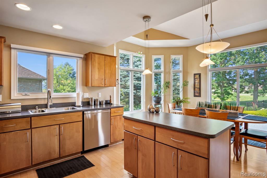 52260 Watkins Glen Drive, Macomb, MI 48042 — Photo 14