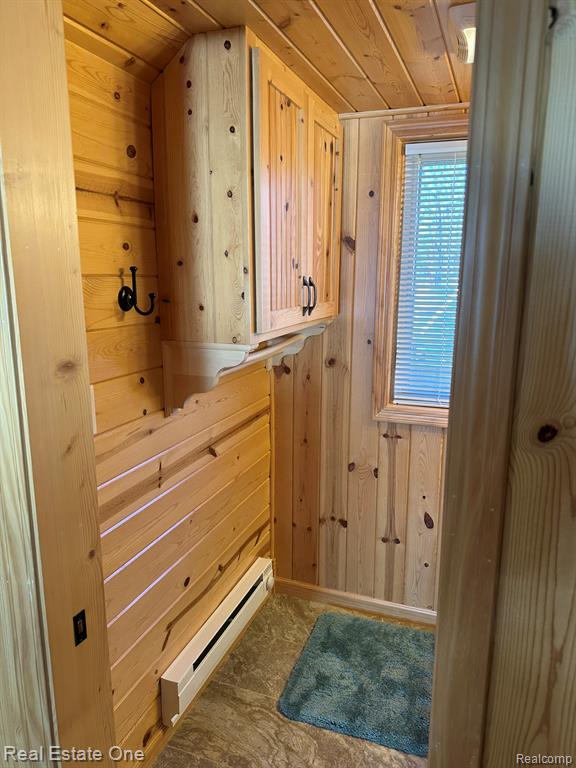 8175 E HOUGHTON LAKE, 1, Houghton Lake, MI 48629 — Photo 29