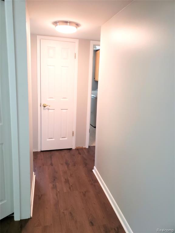 8224 Milburn Street, Westland, MI — Photo 16