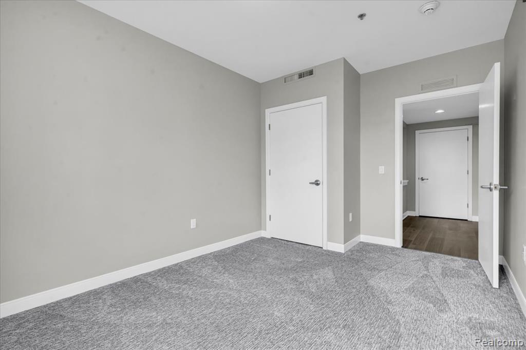 525 W Lafayette Boulevard, 18E, Detroit, MI 48226 — Photo 18