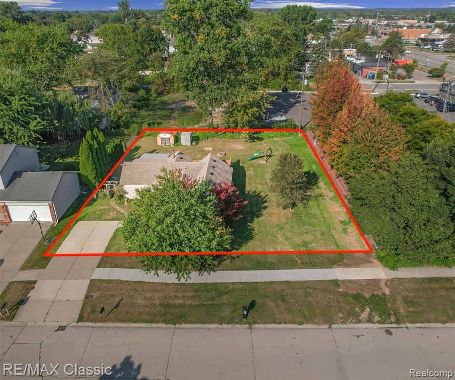 2185 Oakview Drive, Canton, MI 48187 — Photo 3