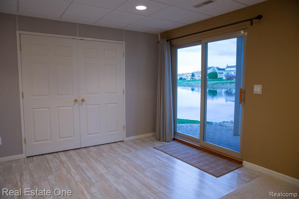906 W PENINSULA, Oxford, MI 48371 — Photo 27