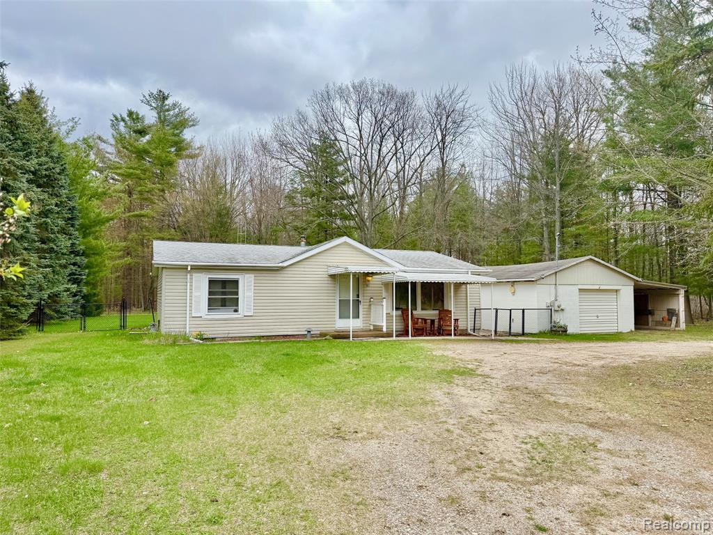 1851 S Loxley Road, Houghton Lake, MI 48629 — Photo 27