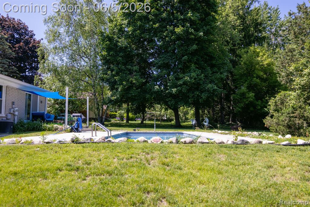 724 Sandstone Drive, Rochester Hills, MI 48309 — Photo 56