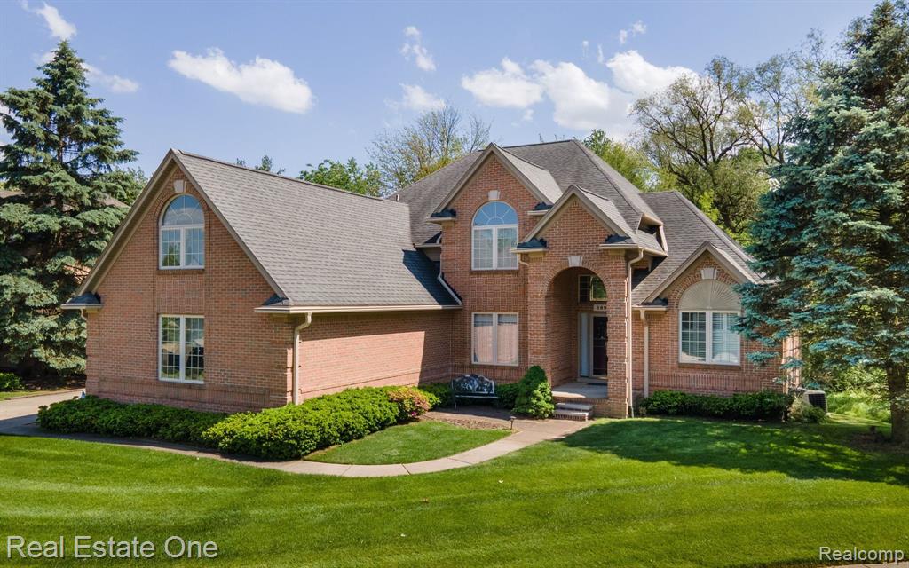 6894 LANCEWOOD, Shelby Twp, MI 48316 — Photo 2