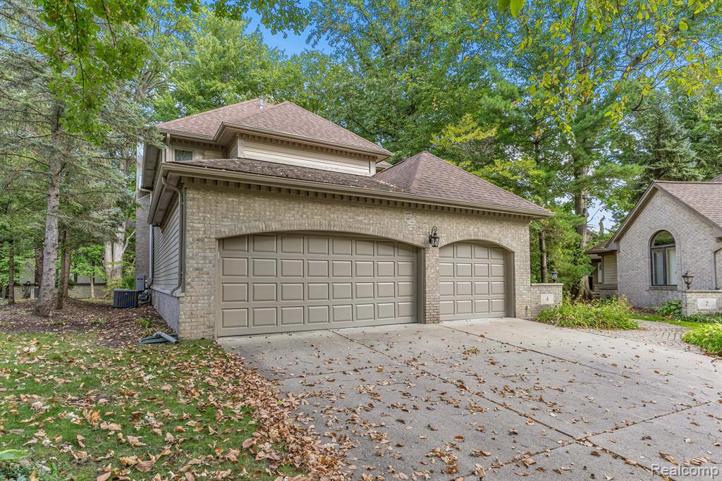 4 LEMINGTON, Dearborn, MI 48126 — Photo 5