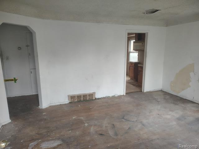 6299 Hunt Street, Romulus, MI 48174 — Photo 7
