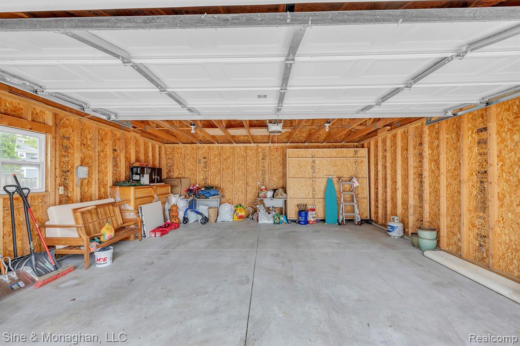 424 W Hudson Avenue, Royal Oak, MI 48067 — Photo 44