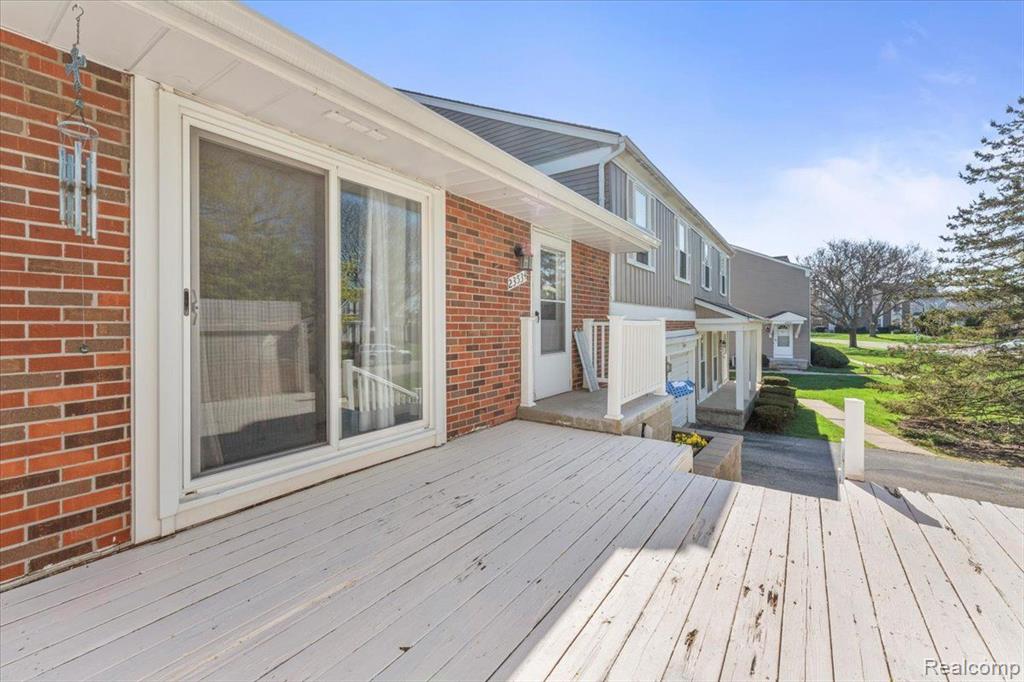 23534 Stonehenge Boulevard, Novi, MI — Photo 4