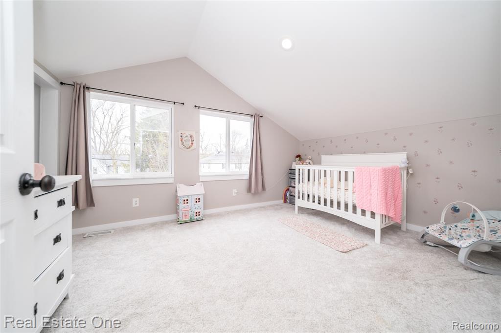 515 S Michigan Avenue, Howell, MI 48843 — Photo 28