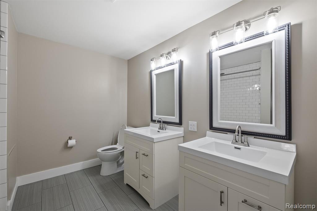 405 W Liberty Street, Milford, MI 48381 — Photo 13