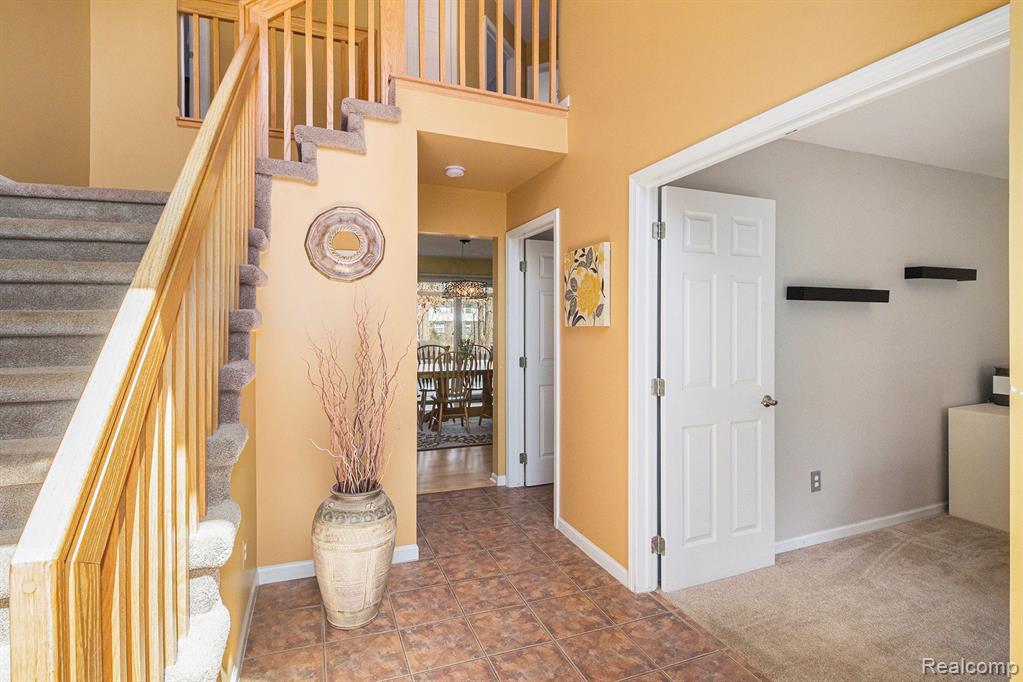 57598 HIDDEN TIMBERS Drive, South Lyon, MI 48178 — Photo 3