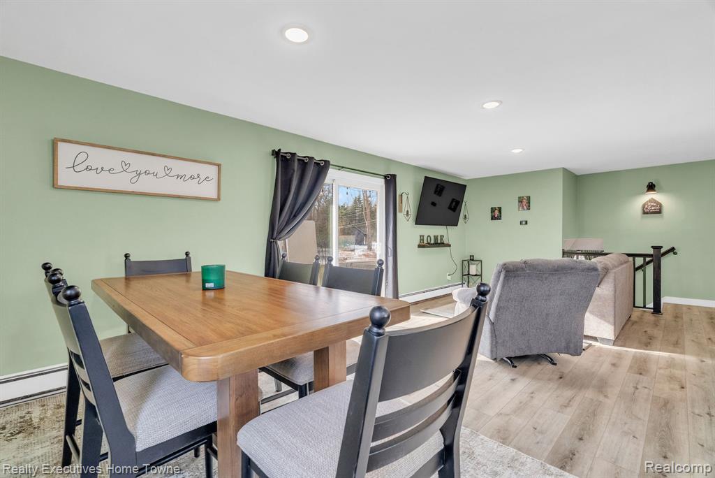 5851 Lakeshore Road, Fort Gratiot, MI 48059 — Photo 16