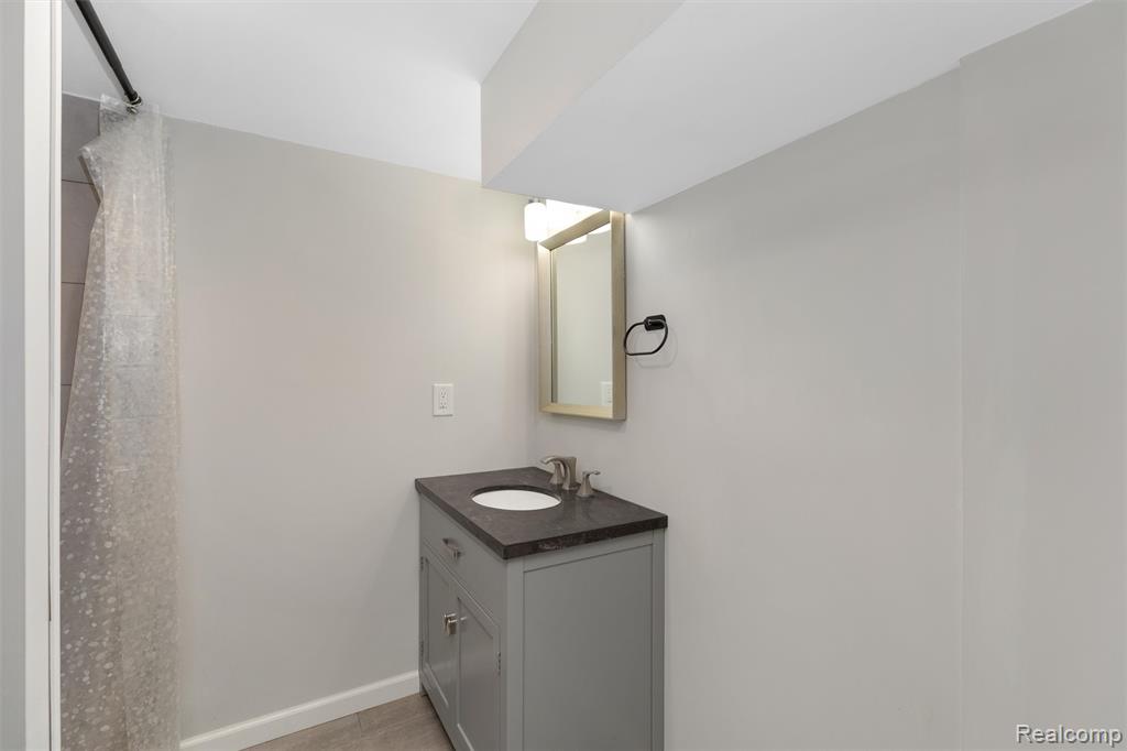 3221 Shenandoah Drive, Royal Oak, MI, 48073