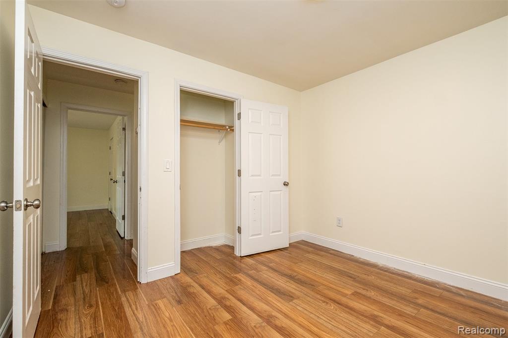 6733 ARDSLEY Drive, Canton, MI 48187 — Photo 25