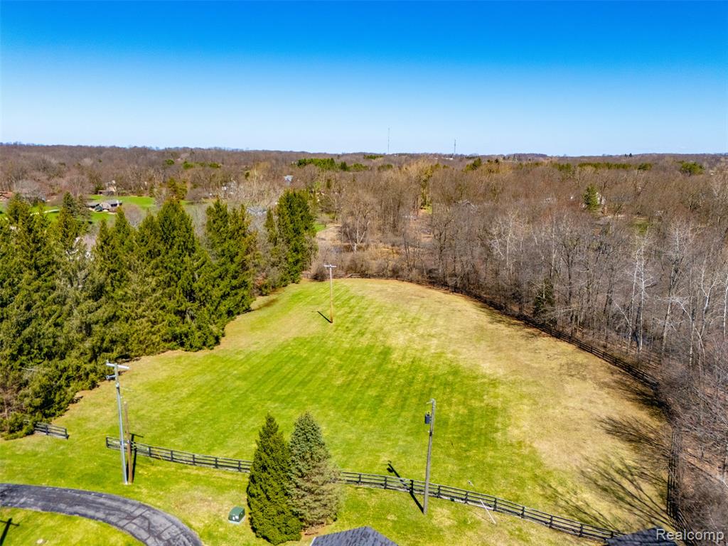 8636 Tindall Road, Davisburg, MI 48350 — Photo 59
