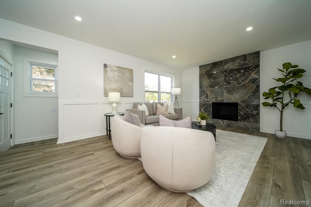 45293 Heatherwoode Lane, Macomb, MI 48044 — Photo 12