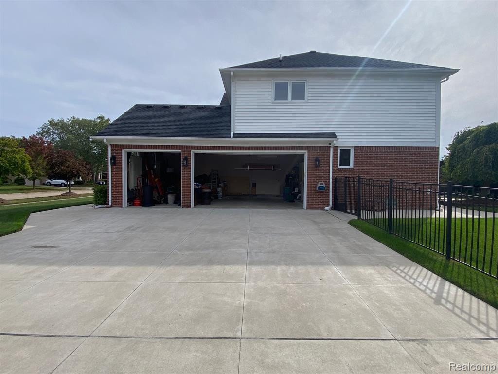 48701 LAFAYETTE Drive, Macomb, MI 48044 — Photo 78