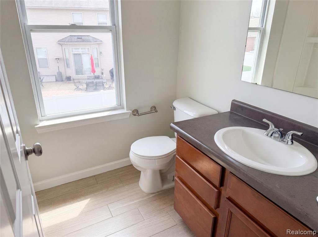 42824 Greystone Drive, Sterling Heights, MI 48313 — Photo 18