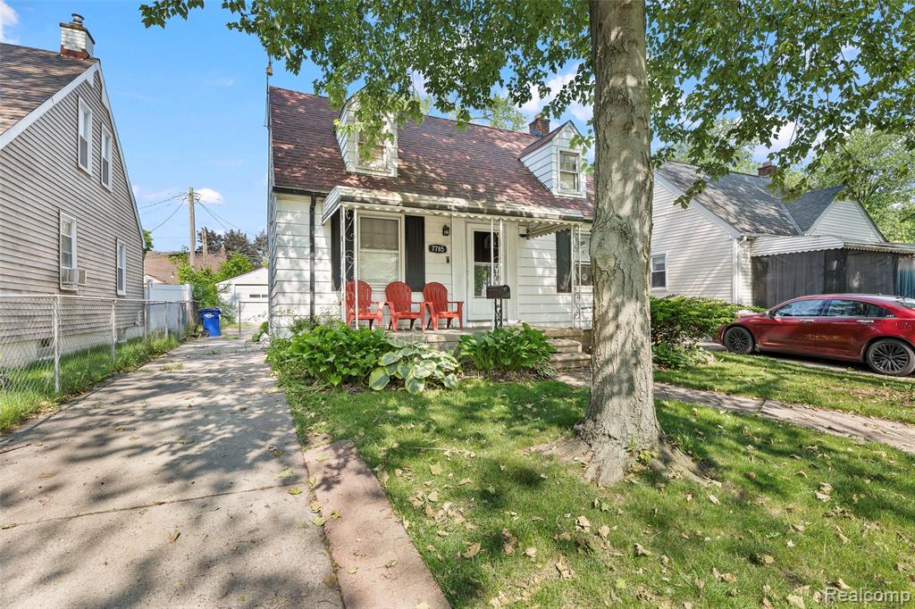 7785 METTETAL Street, Detroit, MI 48228 — Photo 3