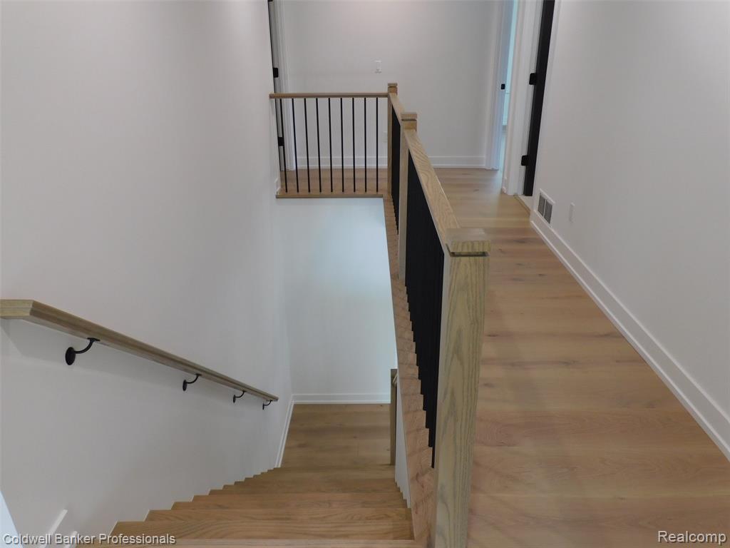 4247 Hampton Boulevard, Royal Oak, MI 48073 — Photo 32