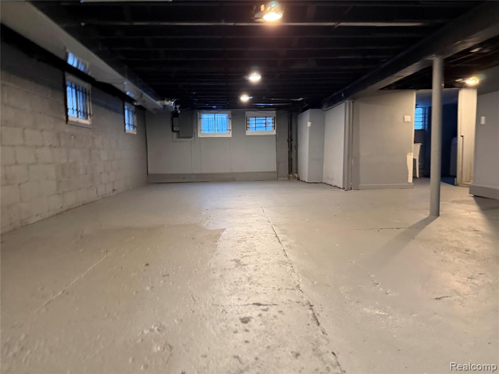 239 EASON Street, Highland Park, MI 48203 — Photo 36