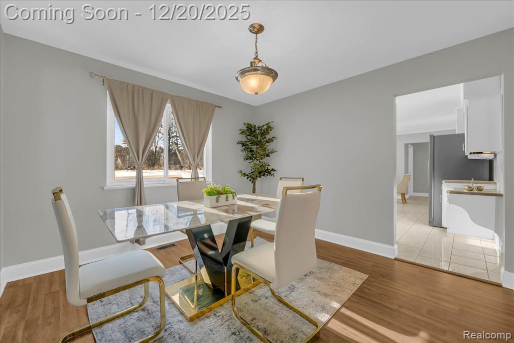 518 Charing Cross Drive, Grand Blanc, MI 48439 — Photo 16