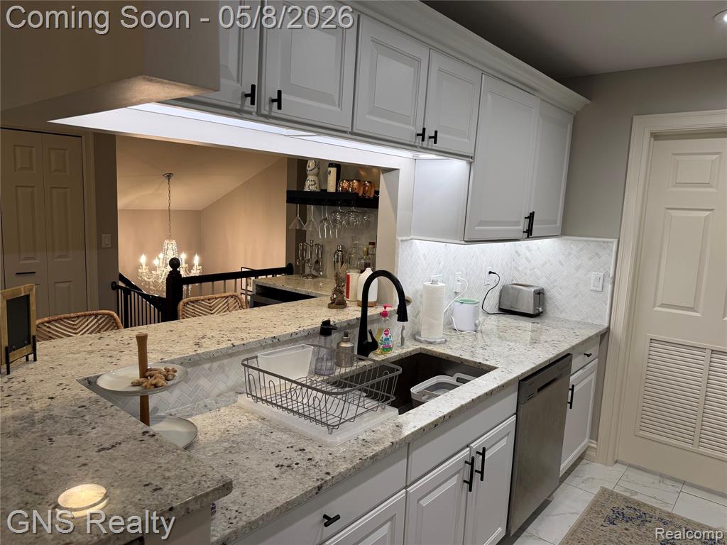 56532 Chesapeake Trail E Chesapeake Trail, Utica, MI 48316 — Photo 6
