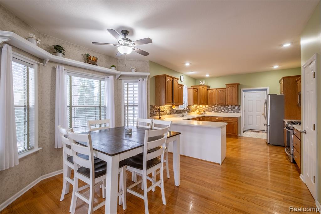 4204 Pavilion Court, Fenton, MI 48430 — Photo 14